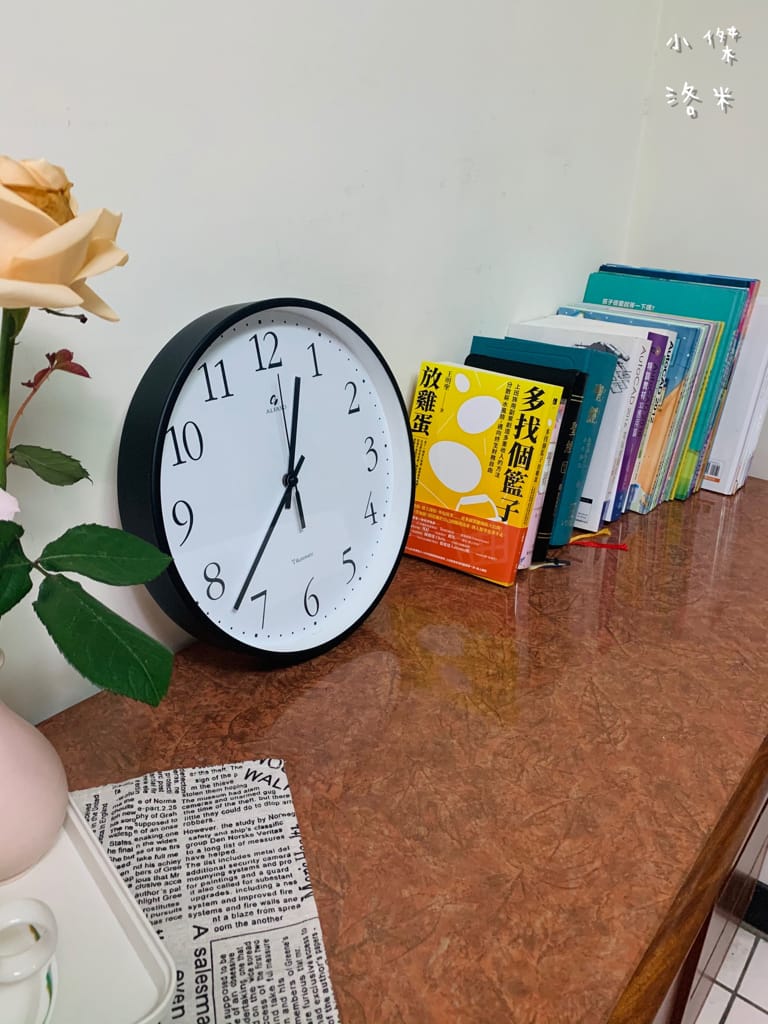 《生活》開箱 ALFASO 法詩計時 電波時鐘｜第三代經典電波鐘 精準自動對時 養成守時好習慣 精點黑白百搭鐘
