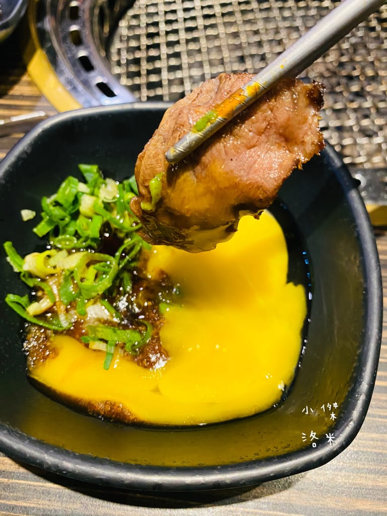 《美食》好客燒烤｜火烤兩吃海陸全餐吃到飽 頂級肉品帝王蟹 樹林秀泰美食推薦