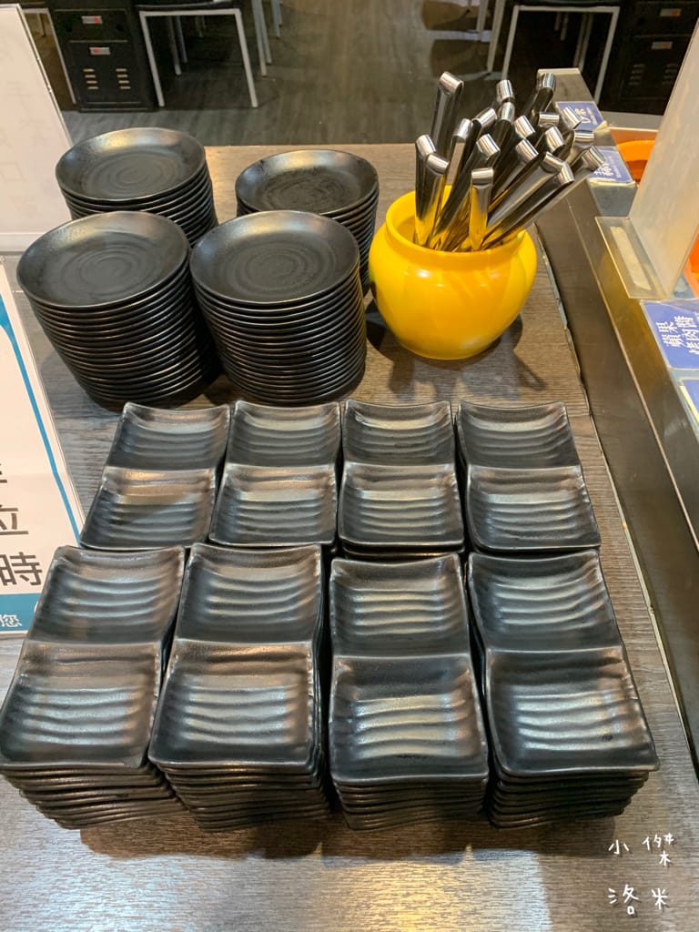 《美食》好客燒烤｜火烤兩吃海陸全餐吃到飽 頂級肉品帝王蟹 樹林秀泰美食推薦