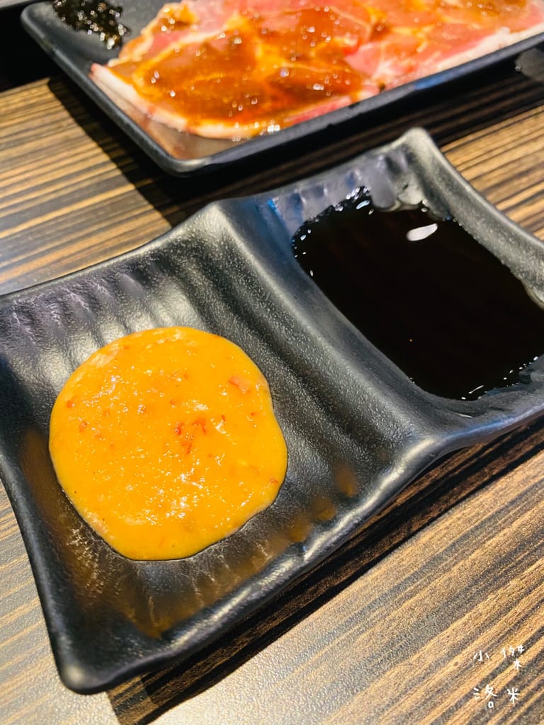 《美食》好客燒烤｜火烤兩吃海陸全餐吃到飽 頂級肉品帝王蟹 樹林秀泰美食推薦