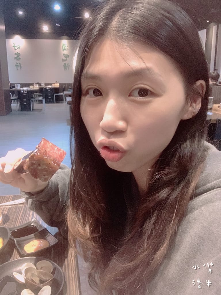 《美食》好客燒烤｜火烤兩吃海陸全餐吃到飽 頂級肉品帝王蟹 樹林秀泰美食推薦