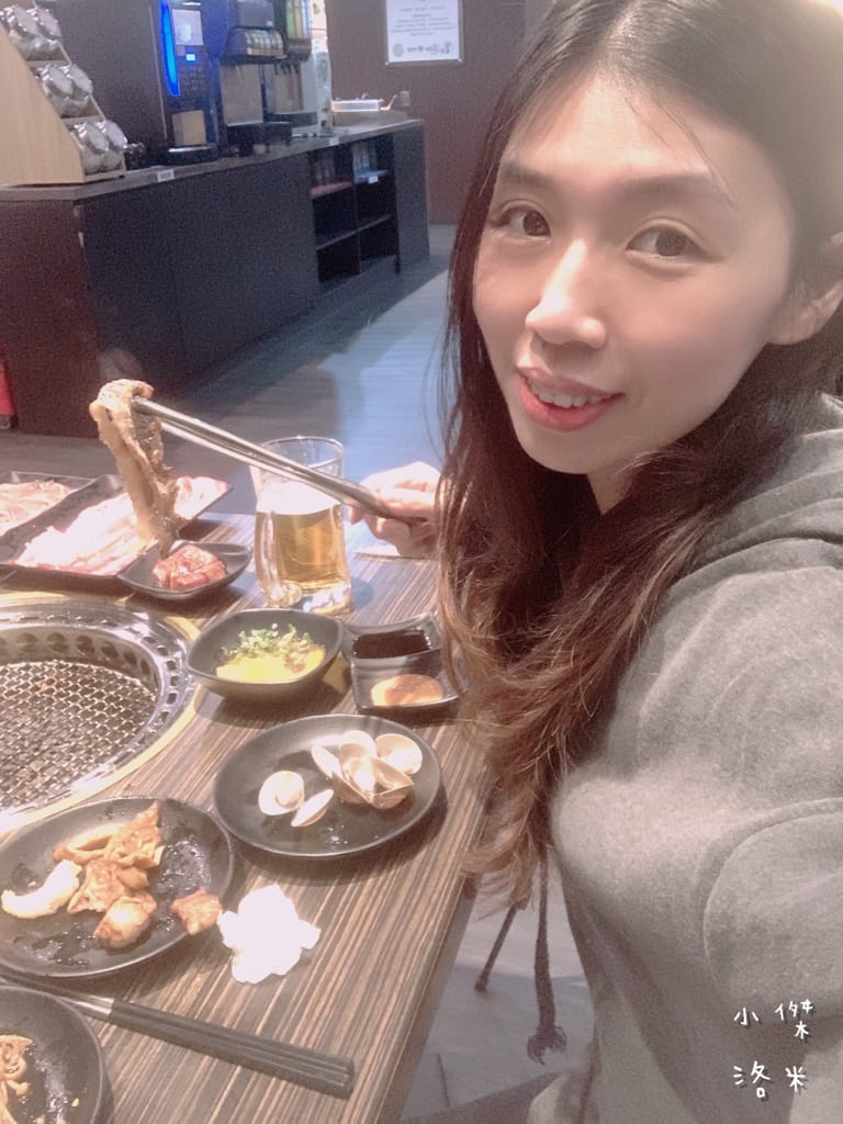 《美食》好客燒烤｜火烤兩吃海陸全餐吃到飽 頂級肉品帝王蟹 樹林秀泰美食推薦