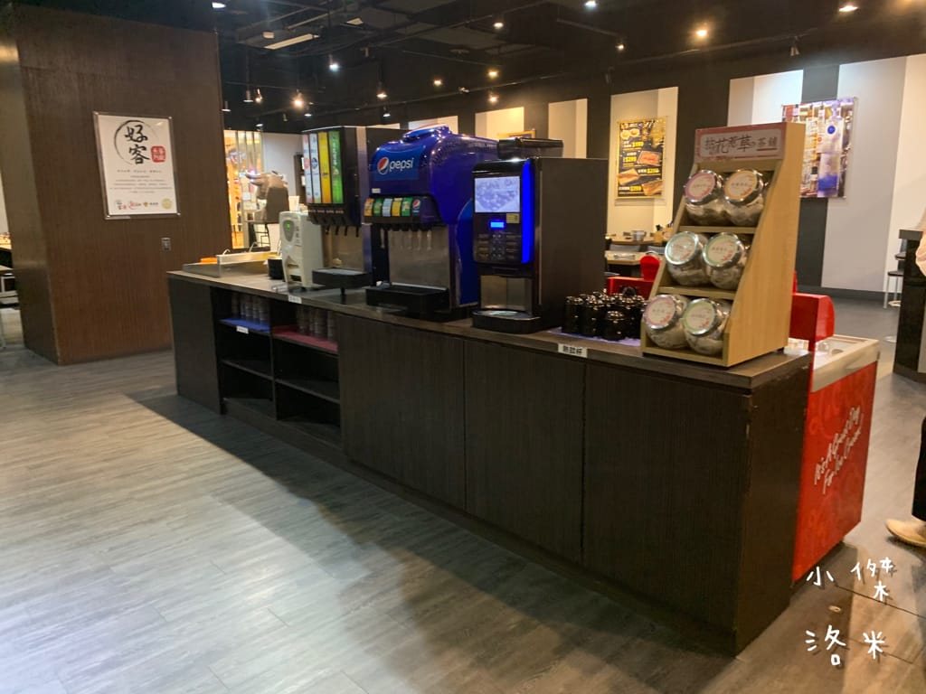 《美食》好客燒烤｜火烤兩吃海陸全餐吃到飽 頂級肉品帝王蟹 樹林秀泰美食推薦