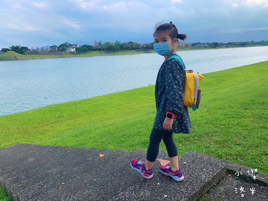 《旅遊》宜蘭-彩虹灣民宿｜五十二甲濕地畔 稻田小河環繞遠離都市塵囂 五結鄉包棟民宿推薦 親子住宿推薦