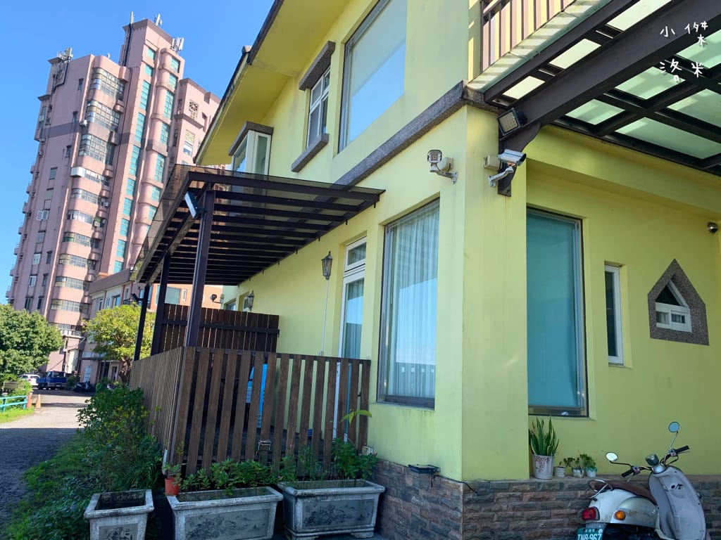 《旅遊》宜蘭-彩虹灣民宿｜五十二甲濕地畔 稻田小河環繞遠離都市塵囂 五結鄉包棟民宿推薦 親子住宿推薦