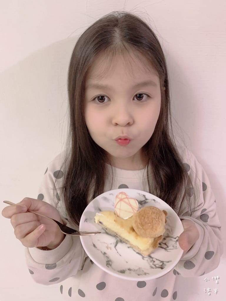 《美食》元記小舖-QQ許願蛋糕｜淡水客製化蛋糕 將心願印在蛋糕上 吹蠟燭許願更有feel 新品嚐鮮推薦 台北甜點推薦