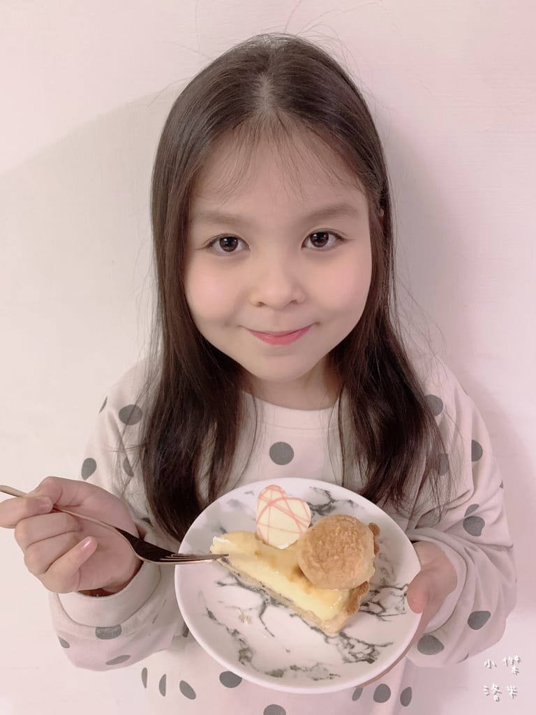 《美食》元記小舖-QQ許願蛋糕｜淡水客製化蛋糕 將心願印在蛋糕上 吹蠟燭許願更有feel 新品嚐鮮推薦 台北甜點推薦