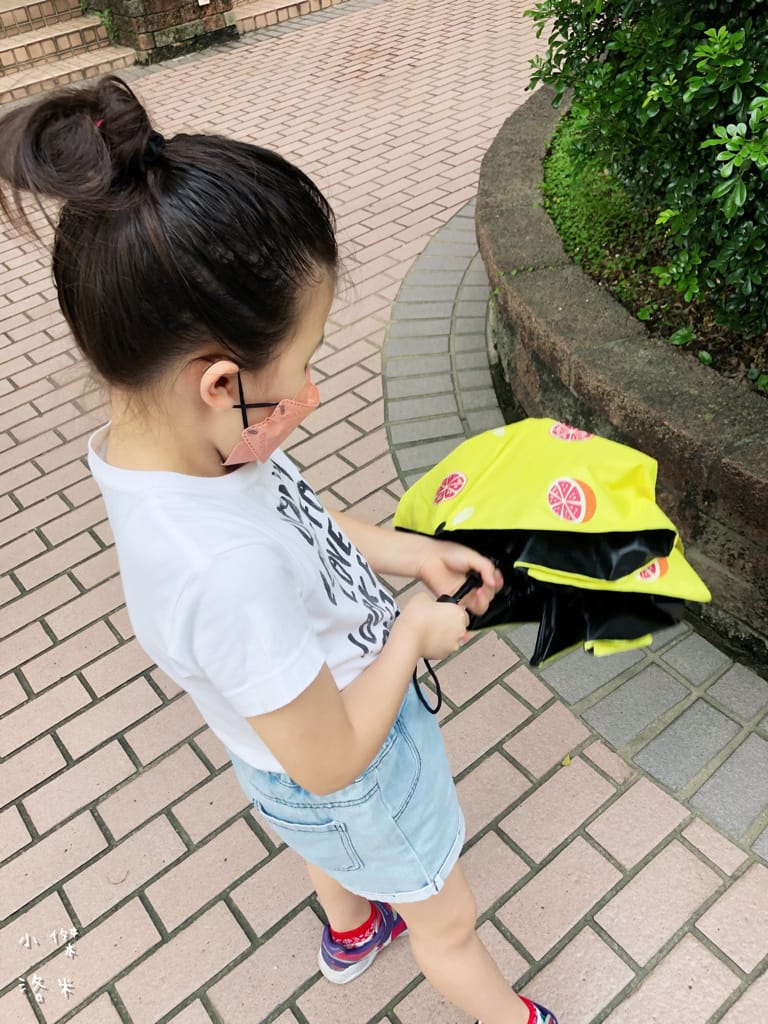 《生活》傘電俠-手開/自動葡萄柚傘｜用可愛的圖案保柚平安 好傘柚好年 輕量雨傘推薦