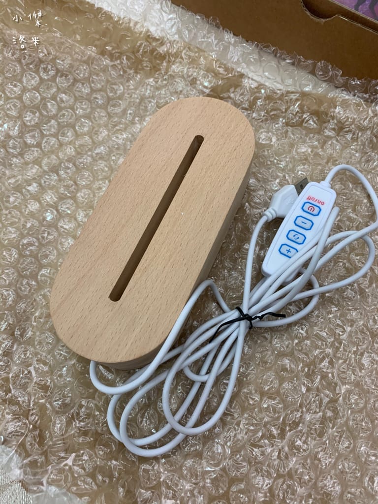 《生活》開箱 WOOD小夜燈｜木頭方程式最新推出 用美美的小夜燈打造我的生活儀式感 用線條點亮你的心