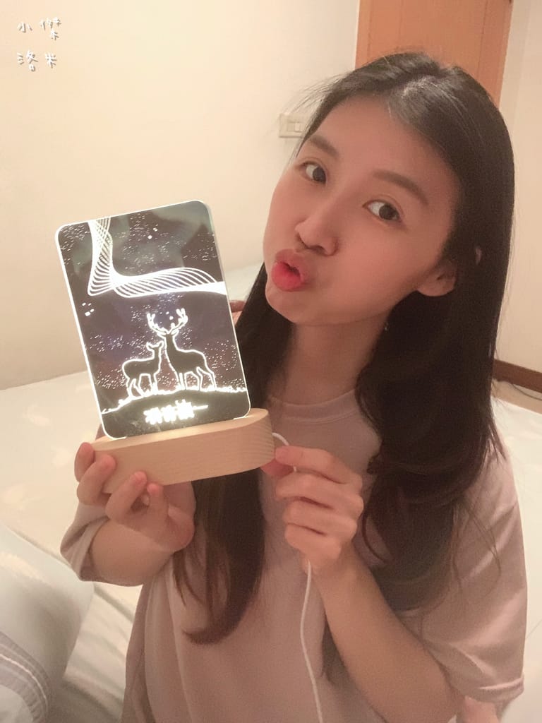 《生活》開箱 WOOD小夜燈｜木頭方程式最新推出 用美美的小夜燈打造我的生活儀式感 用線條點亮你的心