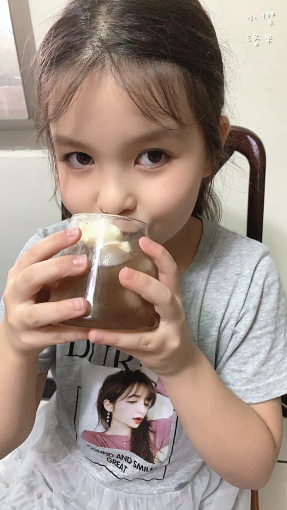 《飲品》0卡桑木耳飲｜零顆粒細緻黑木耳飲/白木耳飲的花式喝法 全聯新品上市推薦 懶女孩保養必備 甜點食譜