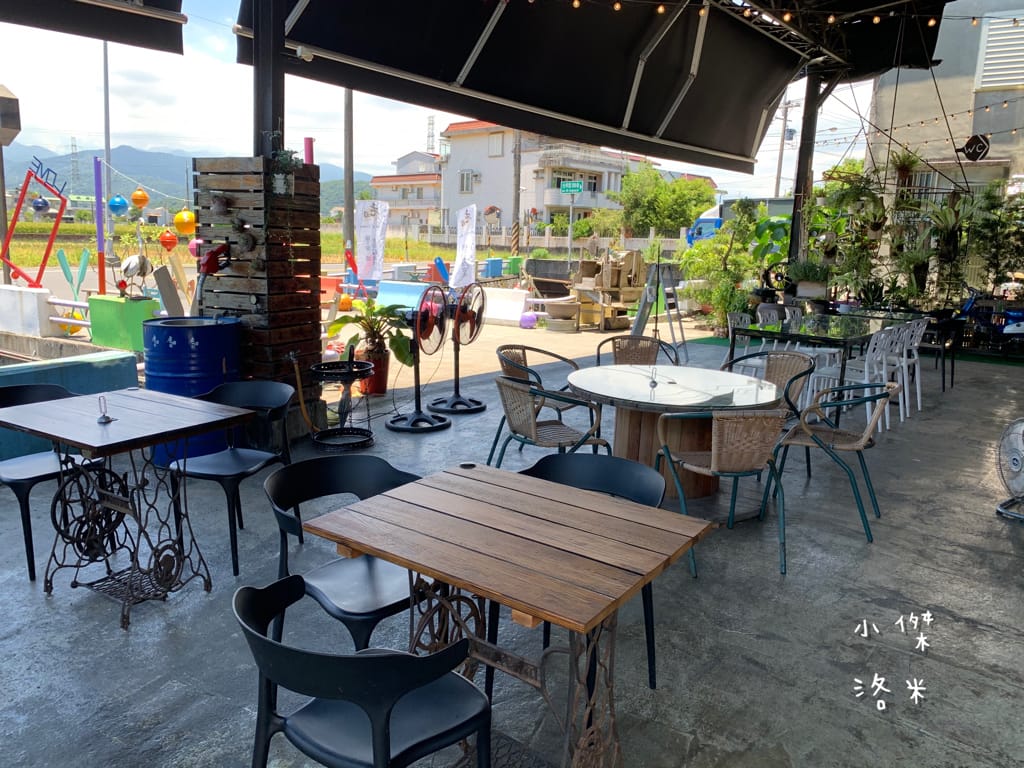 《旅遊美食》老司G Tea&Coffee｜宜蘭冬山 工業復古風 河岸玻璃屋 網美咖啡廳超好拍 兒童沙坑親子放風新選擇