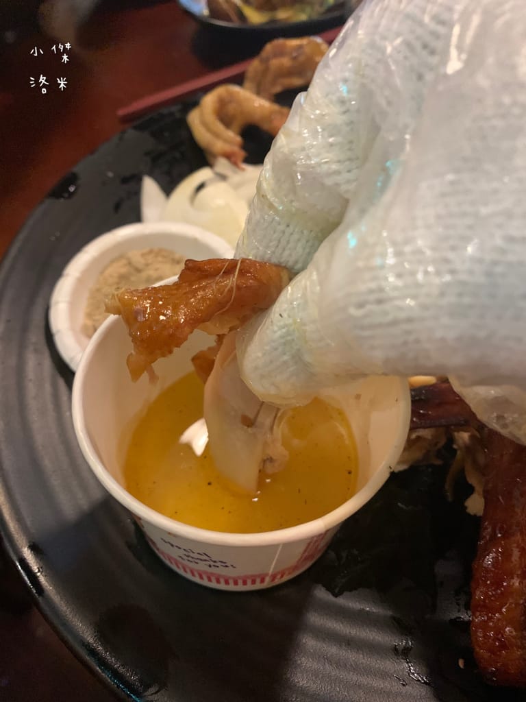 《美食》雞老闆桶仔雞｜桶仔雞/串燒/炸物/生啤 居酒屋風格  當月壽星送一隻桶仔雞 台北捷運萬隆站美食 壽星優惠