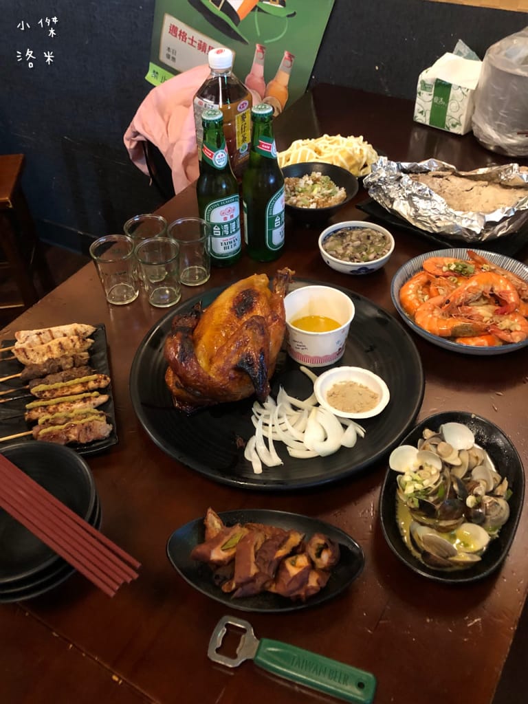 《美食》雞老闆桶仔雞｜桶仔雞/串燒/炸物/生啤 居酒屋風格  當月壽星送一隻桶仔雞 台北捷運萬隆站美食 壽星優惠