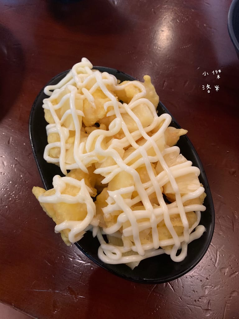 《美食》雞老闆桶仔雞｜桶仔雞/串燒/炸物/生啤 居酒屋風格  當月壽星送一隻桶仔雞 台北捷運萬隆站美食 壽星優惠