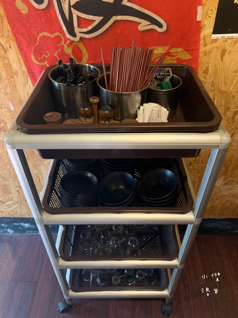 《美食》雞老闆桶仔雞｜桶仔雞/串燒/炸物/生啤 居酒屋風格  當月壽星送一隻桶仔雞 台北捷運萬隆站美食 壽星優惠