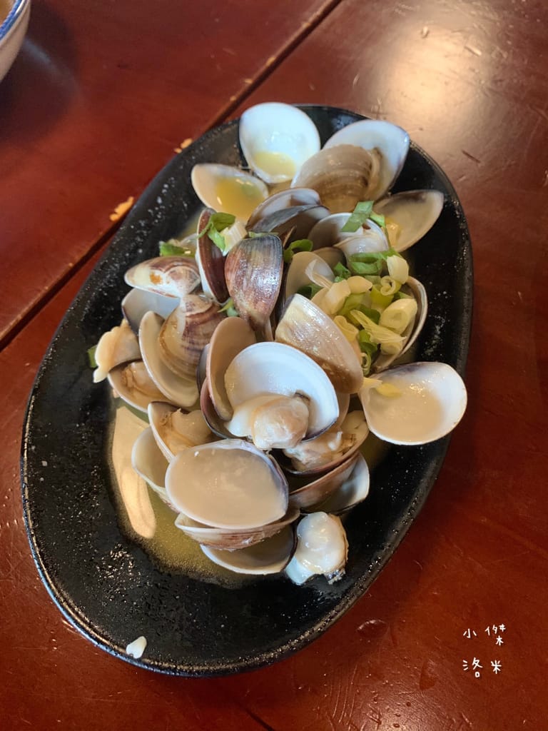 《美食》雞老闆桶仔雞｜桶仔雞/串燒/炸物/生啤 居酒屋風格  當月壽星送一隻桶仔雞 台北捷運萬隆站美食 壽星優惠