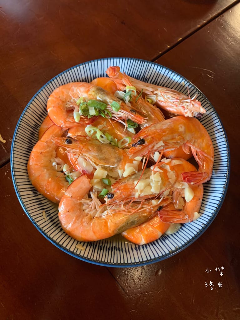 《美食》雞老闆桶仔雞｜桶仔雞/串燒/炸物/生啤 居酒屋風格  當月壽星送一隻桶仔雞 台北捷運萬隆站美食 壽星優惠