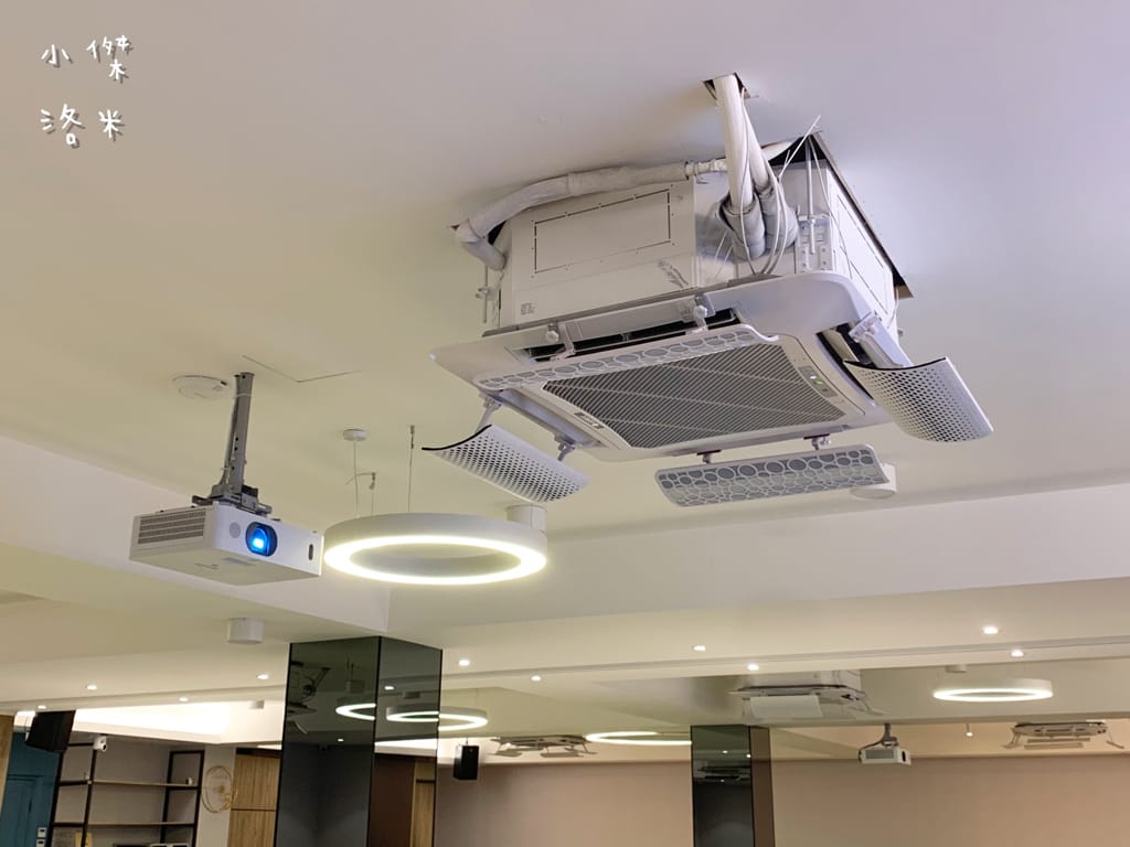 《生活》萊客共享空間｜台北車站多元場地租借空間 乾淨明亮辦公室出租/教學/會議/研討空間/台北教室租借