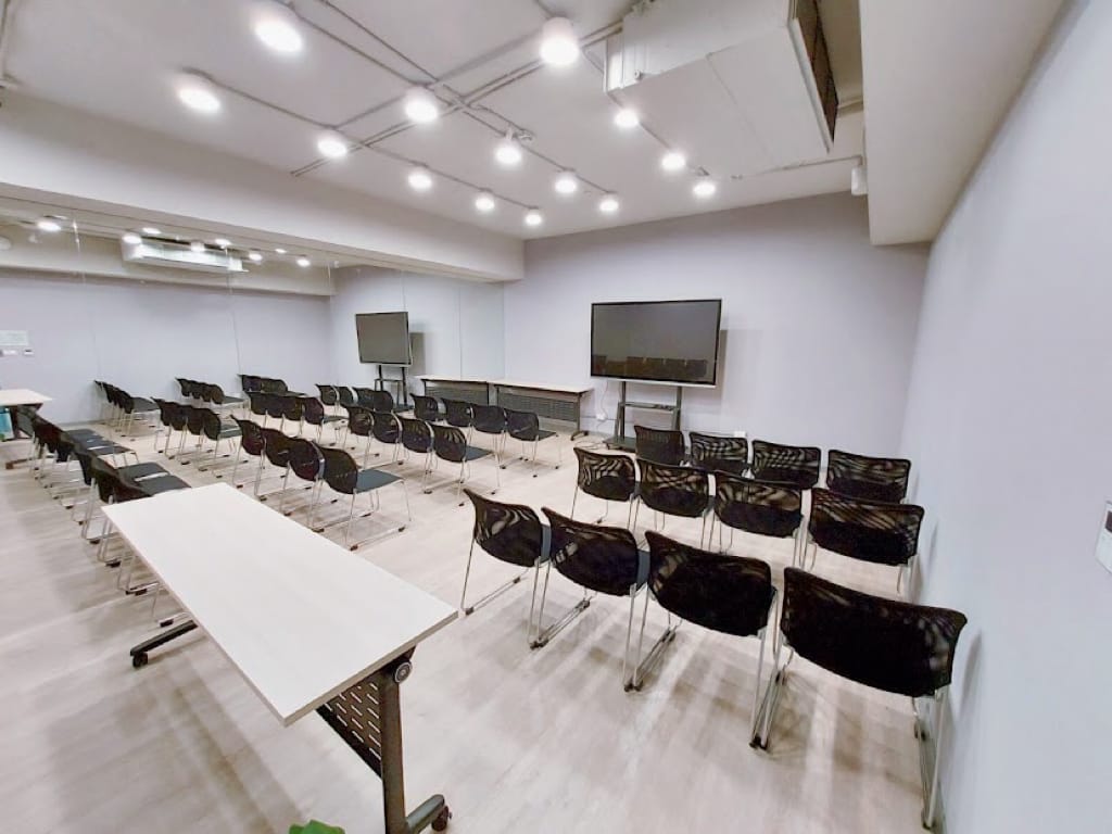 《生活》萊客共享空間｜台北車站多元場地租借空間 乾淨明亮辦公室出租/教學/會議/研討空間/台北教室租借