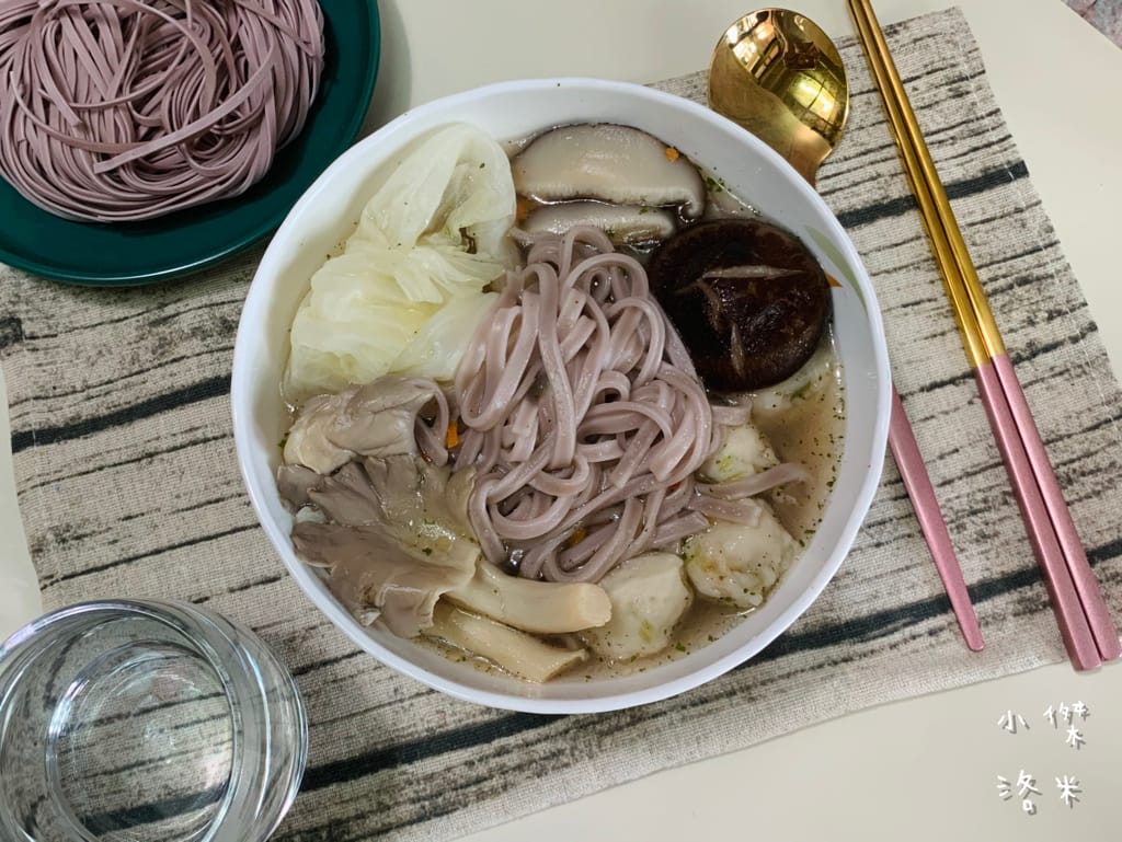 《宅配美食》木子果舖 日光蔬果Q麵/果乾禮盒｜膳食纖維天然果乾 超Q超唰嘴 追劇絕配零嘴 好吃好健康 送禮推薦