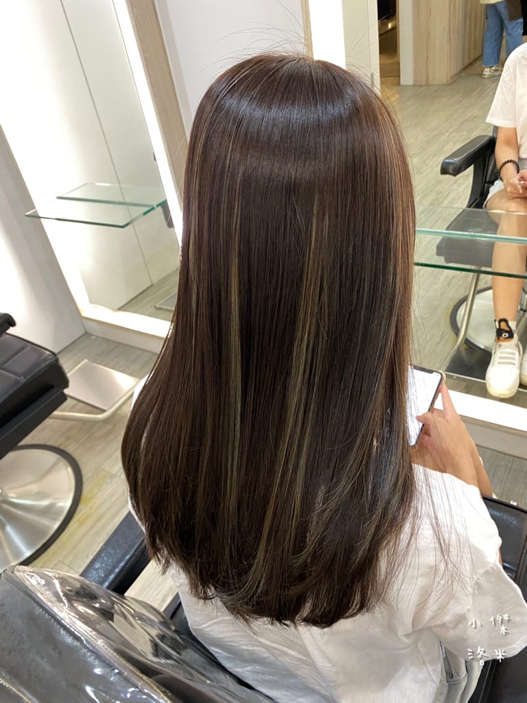 《美髮》TEMP.Hair Salon溫度髮廊｜台北東區質感精品沙龍 剪髮/染髮/燙髮/護髮 變身韓系小姊姊 有溫度的傾聽需求 台北髮廊推薦 忠孝復興站髮廊推薦