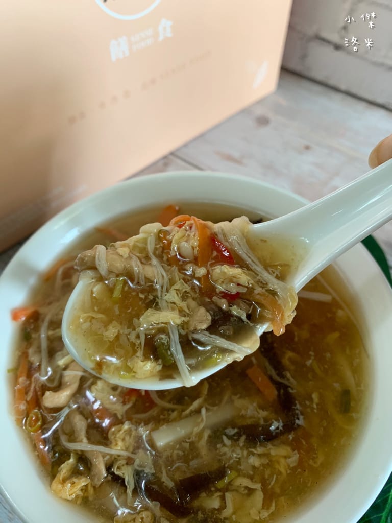 《宅配美食》 饍食・Sense Food｜飽滿紮實的低脂水餃 熱量降低健康升級的快速料理 8種口味經典創意任選 宅配水餃推薦 零廚藝媽咪推薦 低脂飲食推薦