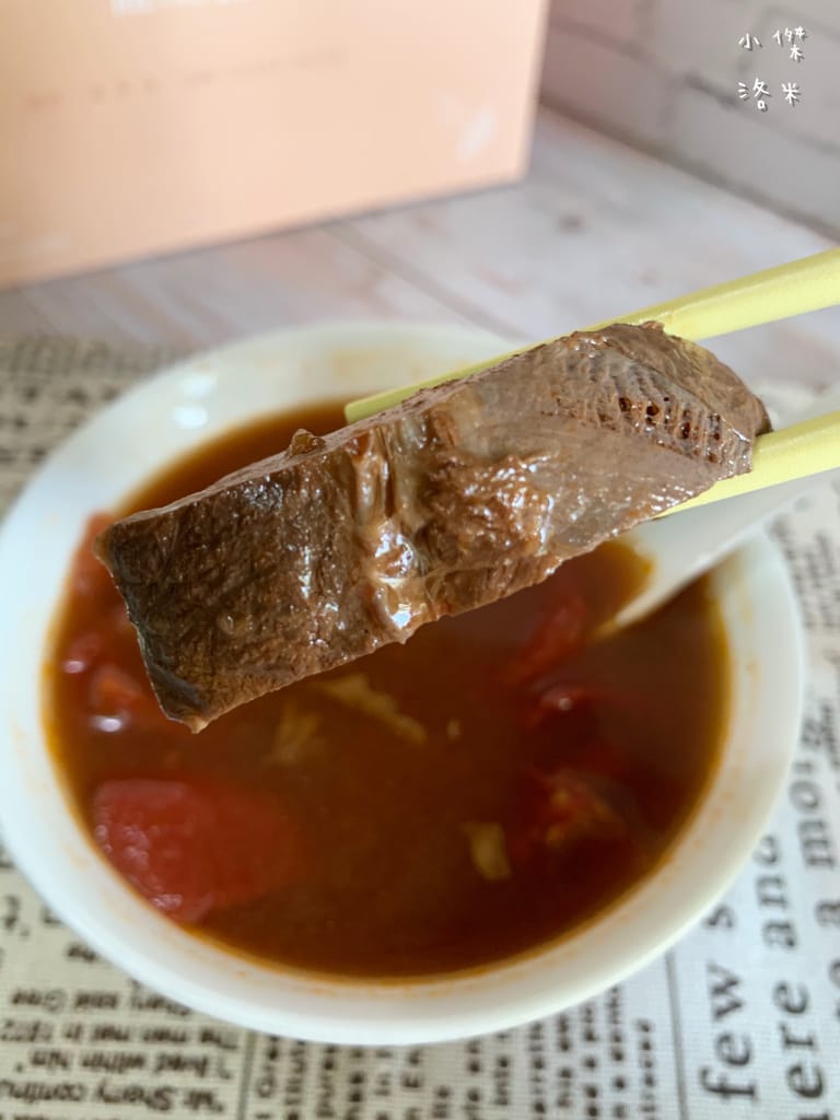 《宅配美食》 饍食・Sense Food｜飽滿紮實的低脂水餃 熱量降低健康升級的快速料理 8種口味經典創意任選 宅配水餃推薦 零廚藝媽咪推薦 低脂飲食推薦