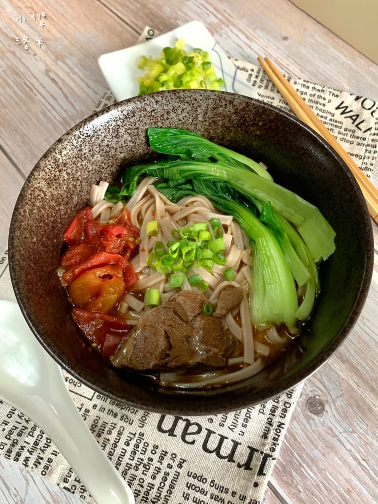 《宅配美食》 饍食・Sense Food｜飽滿紮實的低脂水餃 熱量降低健康升級的快速料理 8種口味經典創意任選 宅配水餃推薦 零廚藝媽咪推薦 低脂飲食推薦