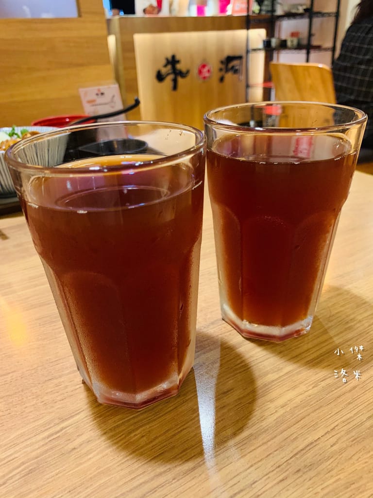 《美食》牛洞食堂-公館店｜大學生最愛的高CP質丼飯 多款創意丼飯等你挑戰 台電大樓站美食 公館美食 台北丼飯 台北美食推薦