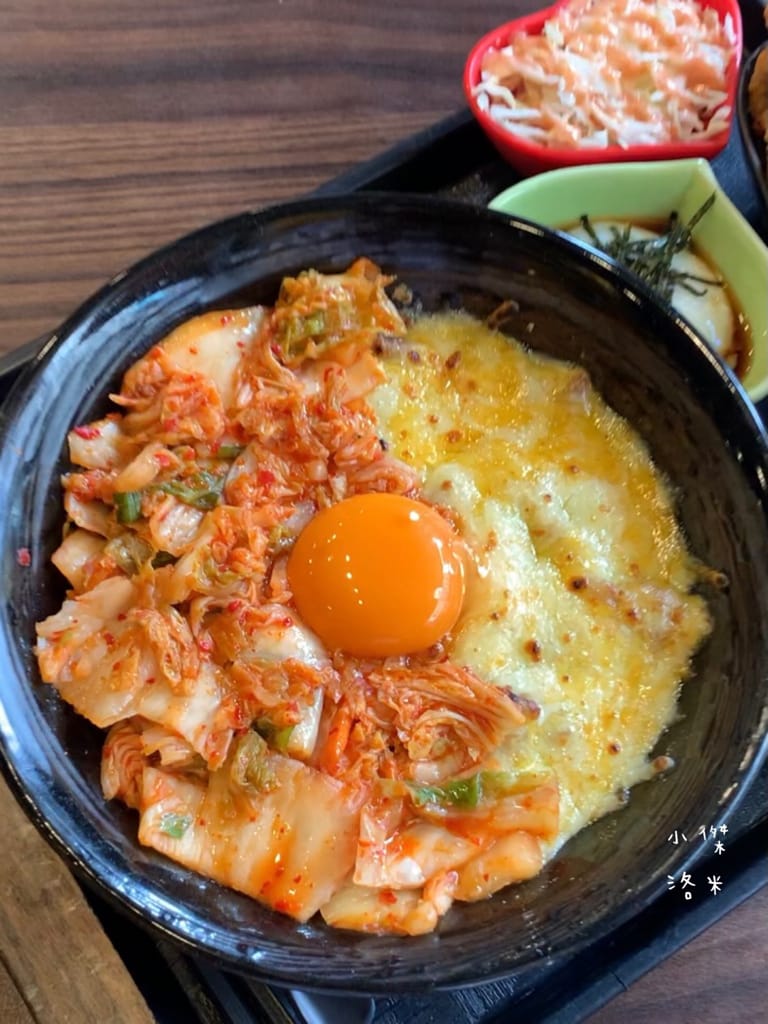 《美食》新丼-二訪｜混血韓美新丼超對味 韓式泡菜X雙色芝心起司拉絲 酥脆炸蝦丼 美食圓夢清單part2 中山站美食 台北好吃丼飯 台北美食推薦