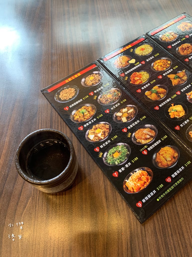 《美食》新丼-二訪｜混血韓美新丼超對味 韓式泡菜X雙色芝心起司拉絲 酥脆炸蝦丼 美食圓夢清單part2 中山站美食 台北好吃丼飯 台北美食推薦