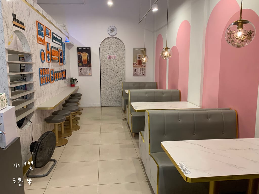 《美食》何家甜品鋪-公館汀州店｜ 好拍好吃的文青網美打卡甜品鋪 飄蔗香古制秘糖 冰的熱的都好吃 公館甜品推薦