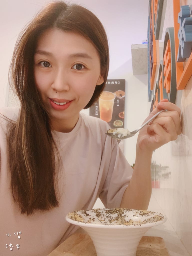 《美食》何家甜品鋪-公館汀州店｜ 好拍好吃的文青網美打卡甜品鋪 飄蔗香古制秘糖 冰的熱的都好吃 公館甜品推薦