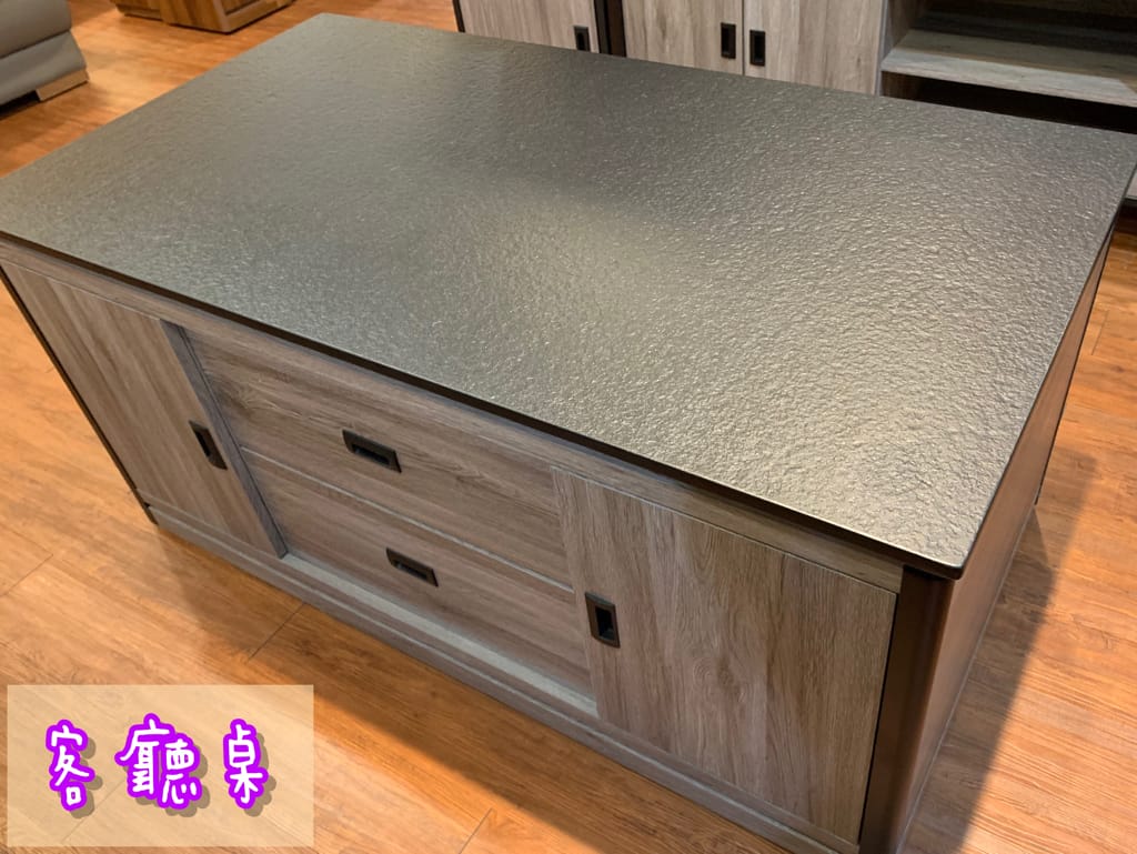 《生活》 勝億傢俱-土城店｜ 沙發/床墊/床架/衣櫃傢俱批發 用划算親民的價格 客製化各式風格的家 貓抓布沙發推薦 土城傢俱批發推薦