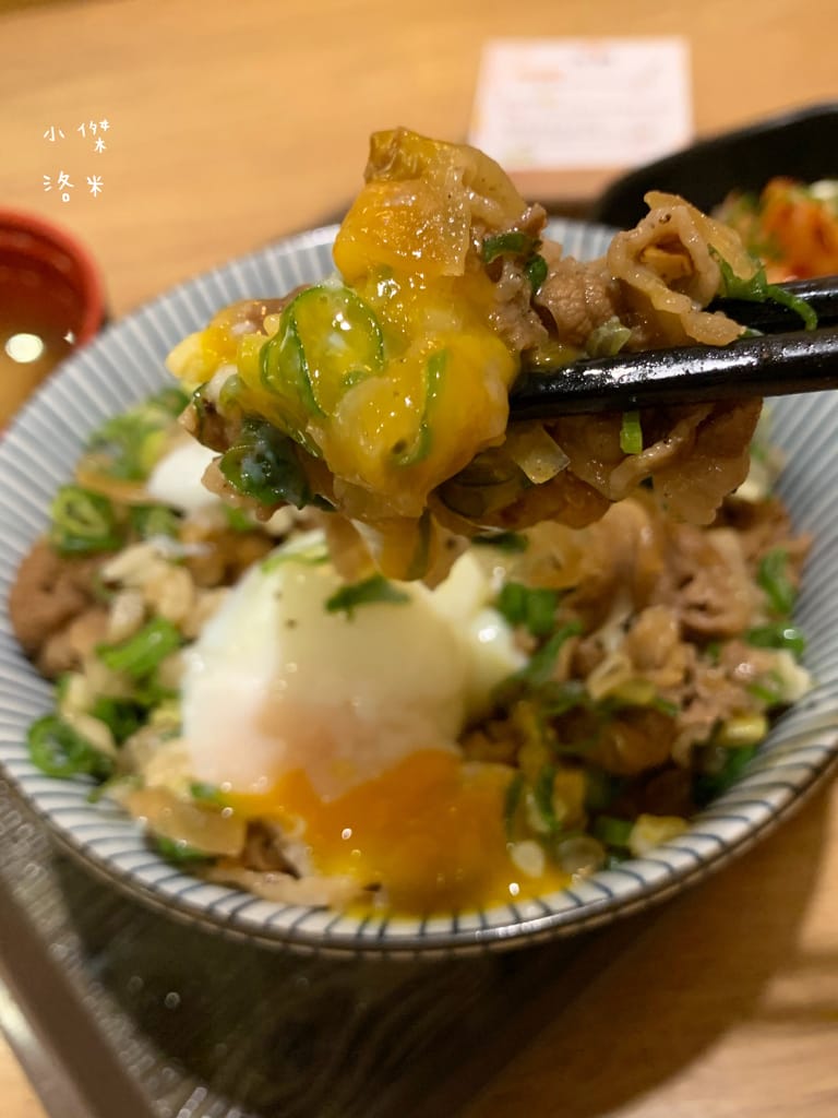 《美食》牛洞食堂-二訪｜經典款蔥香X復刻款熔岩起司 學生上班族的首選 高CP質丼飯 台電大樓站美食 公館美食 台北美食推薦