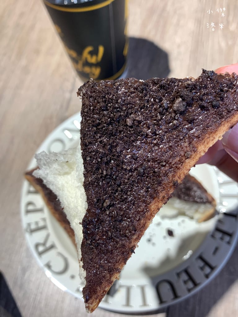 《美食》肥熊早早午餐｜早餐店兼賣便當竟然意外的好吃 咔啦雞腿漢堡香辣過癮 寵物友善早餐店 板橋早午餐食記