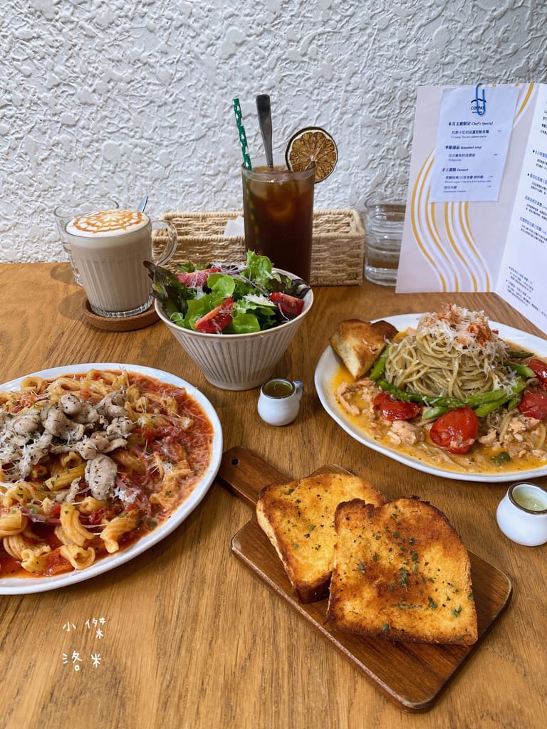 《美食》Compas Pasta House 康帕斯義麵屋｜手工義大利麵 自製手工醬料 新鮮現做食材 森林系清新網美店 寵物友善餐廳 東區美食推薦