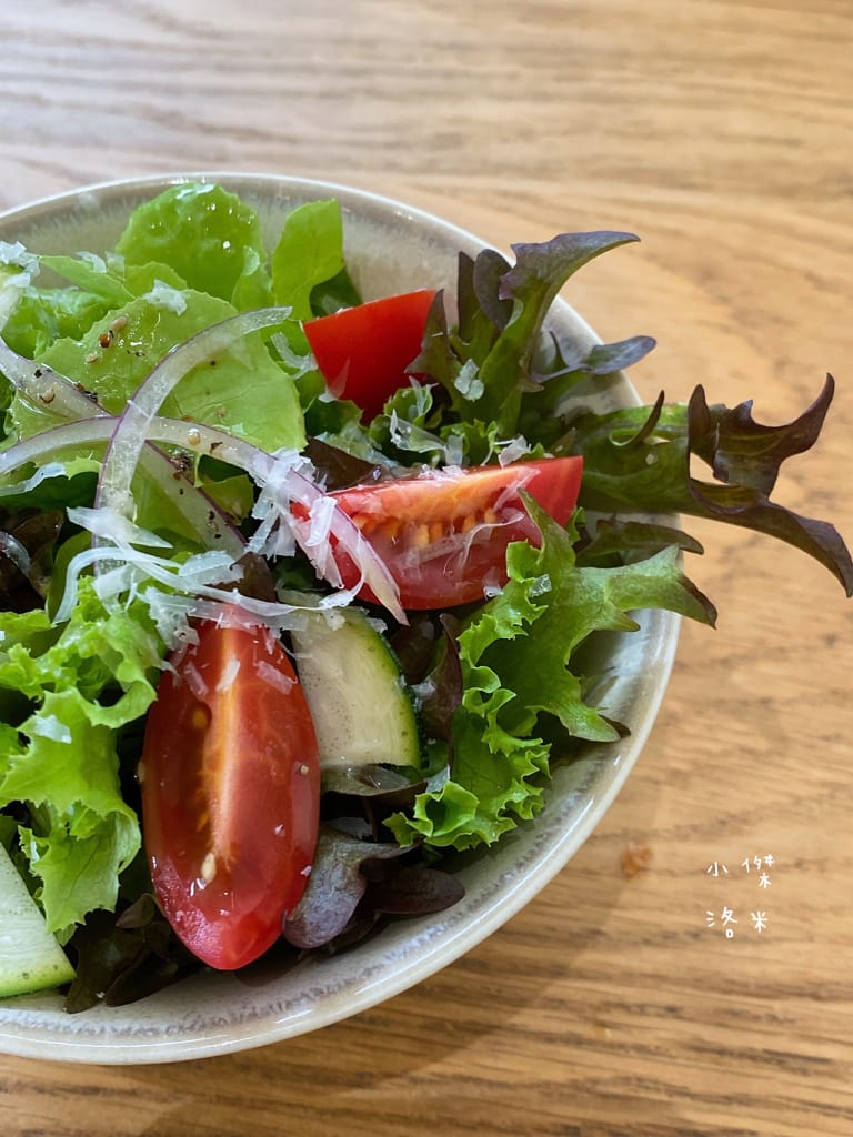 《美食》Compas Pasta House 康帕斯義麵屋｜手工義大利麵 自製手工醬料 新鮮現做食材 森林系清新網美店 寵物友善餐廳 東區美食推薦