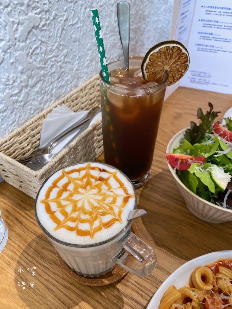 《美食》Compas Pasta House 康帕斯義麵屋｜手工義大利麵 自製手工醬料 新鮮現做食材 森林系清新網美店 寵物友善餐廳 東區美食推薦