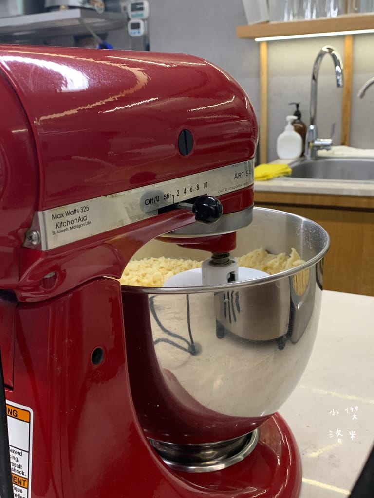 《美食》Compas Pasta House 康帕斯義麵屋｜手工義大利麵 自製手工醬料 新鮮現做食材 森林系清新網美店 寵物友善餐廳 東區美食推薦