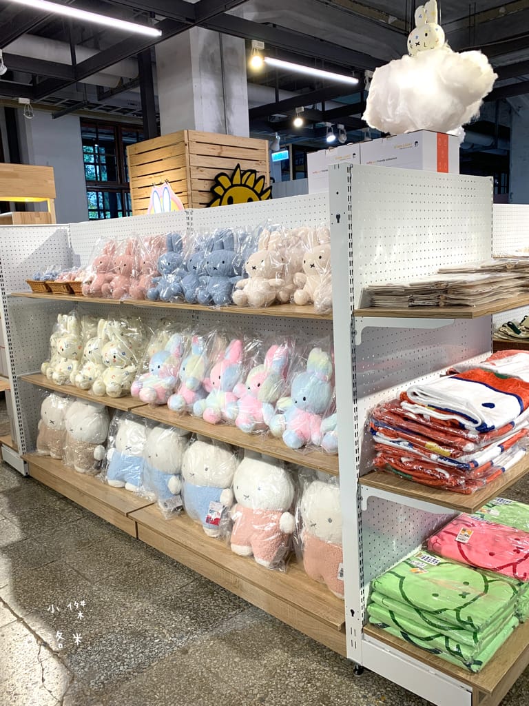 《展覽》玩玩兔米飛創意展｜台北松菸2023 全球首場米飛兔X台灣設計 上百隻米飛藝術造型首次亮相 米飛兔年節禮盒熱銷中