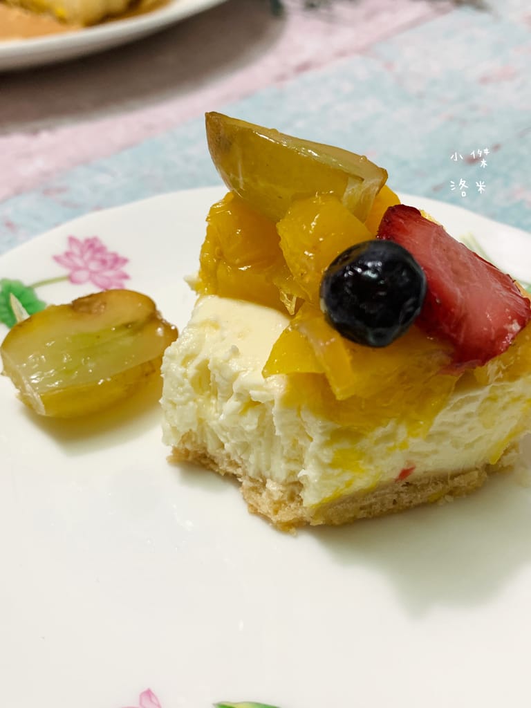 《宅配美食》里歐派｜綜合水果派/草莓乳酪派/法式檸檬派/芋泥乳酪派等人氣甜點 酸甜好吃 奶香濃郁不膩口 宅配甜點推薦