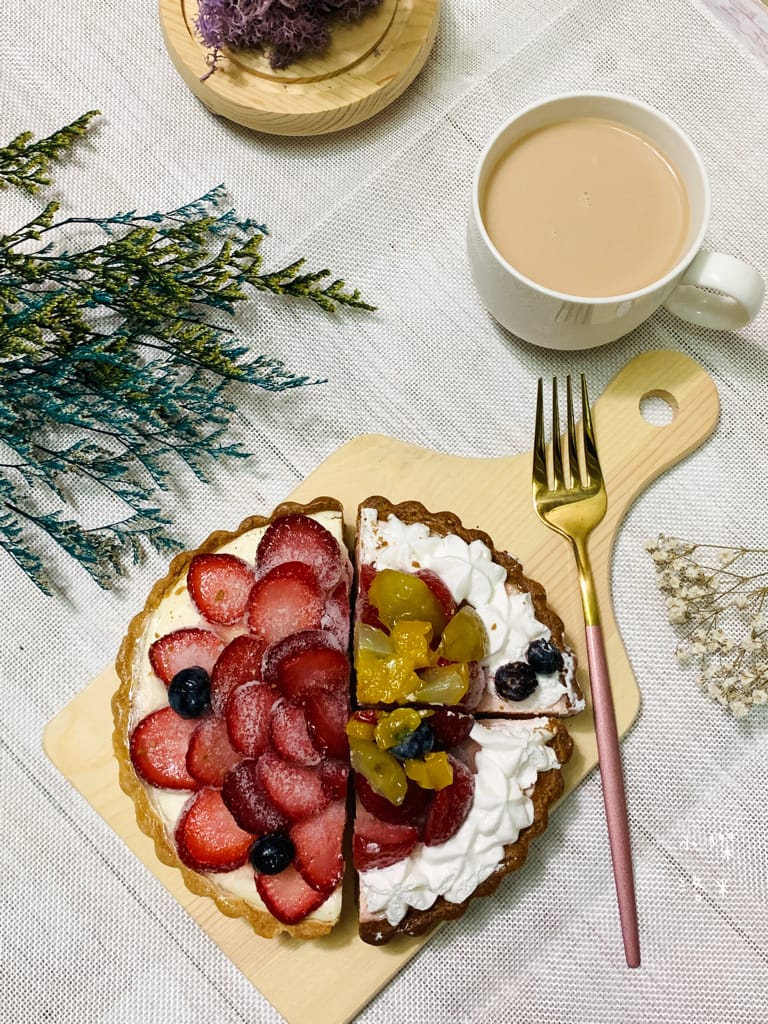 《宅配美食》里歐派｜綜合水果派/草莓乳酪派/法式檸檬派/芋泥乳酪派等人氣甜點 酸甜好吃 奶香濃郁不膩口 宅配甜點推薦