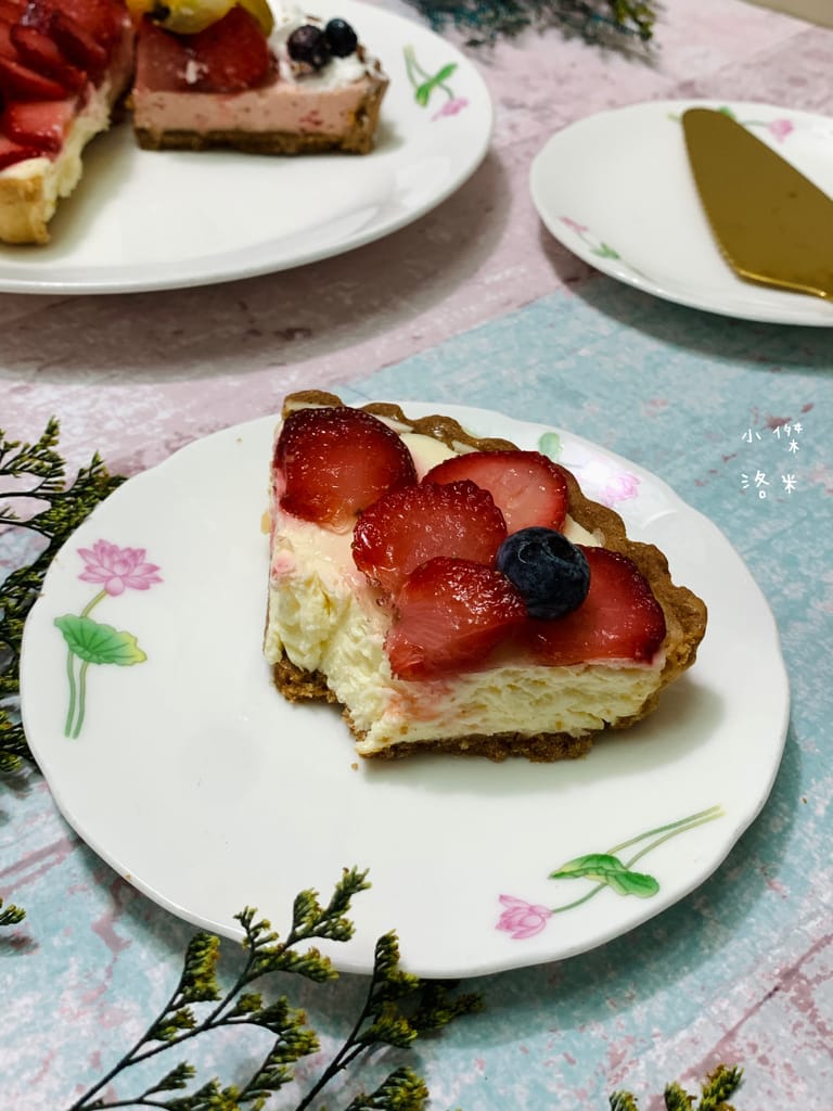 《宅配美食》里歐派｜綜合水果派/草莓乳酪派/法式檸檬派/芋泥乳酪派等人氣甜點 酸甜好吃 奶香濃郁不膩口 宅配甜點推薦