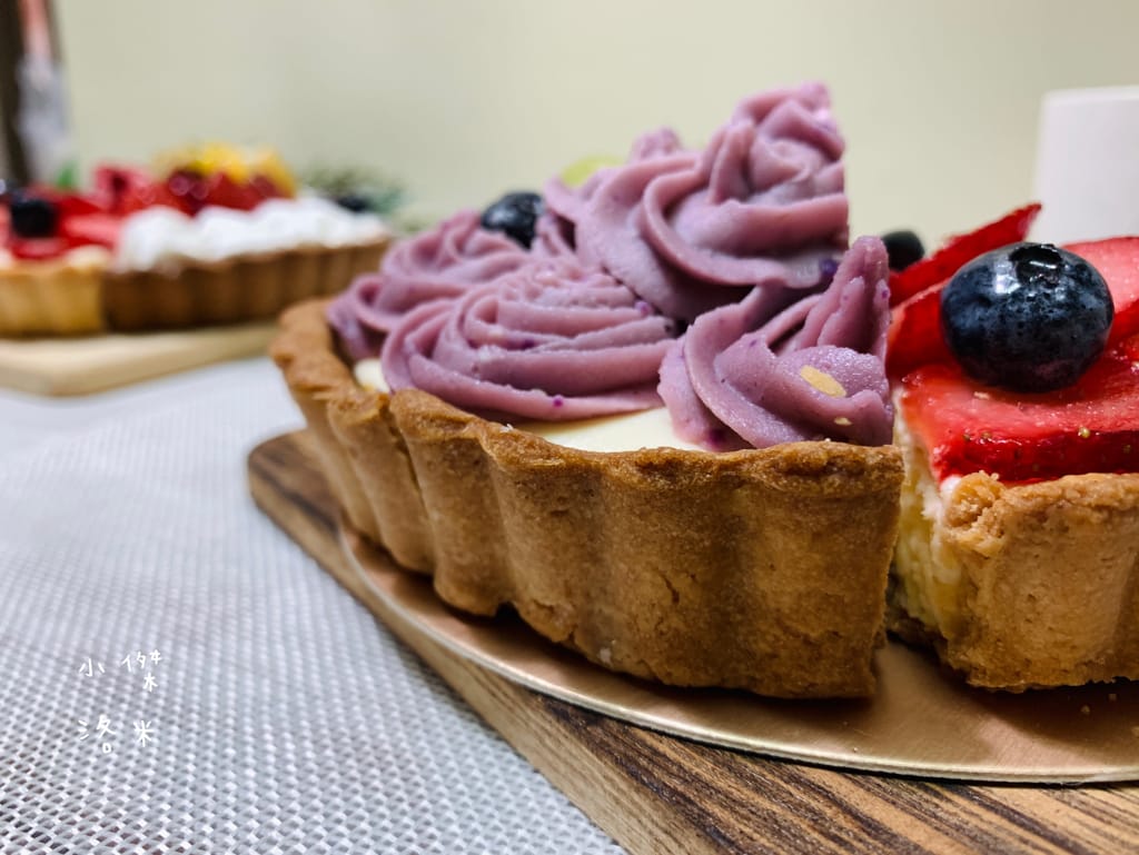 《宅配美食》里歐派｜綜合水果派/草莓乳酪派/法式檸檬派/芋泥乳酪派等人氣甜點 酸甜好吃 奶香濃郁不膩口 宅配甜點推薦