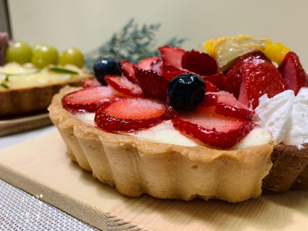 《宅配美食》里歐派｜綜合水果派/草莓乳酪派/法式檸檬派/芋泥乳酪派等人氣甜點 酸甜好吃 奶香濃郁不膩口 宅配甜點推薦