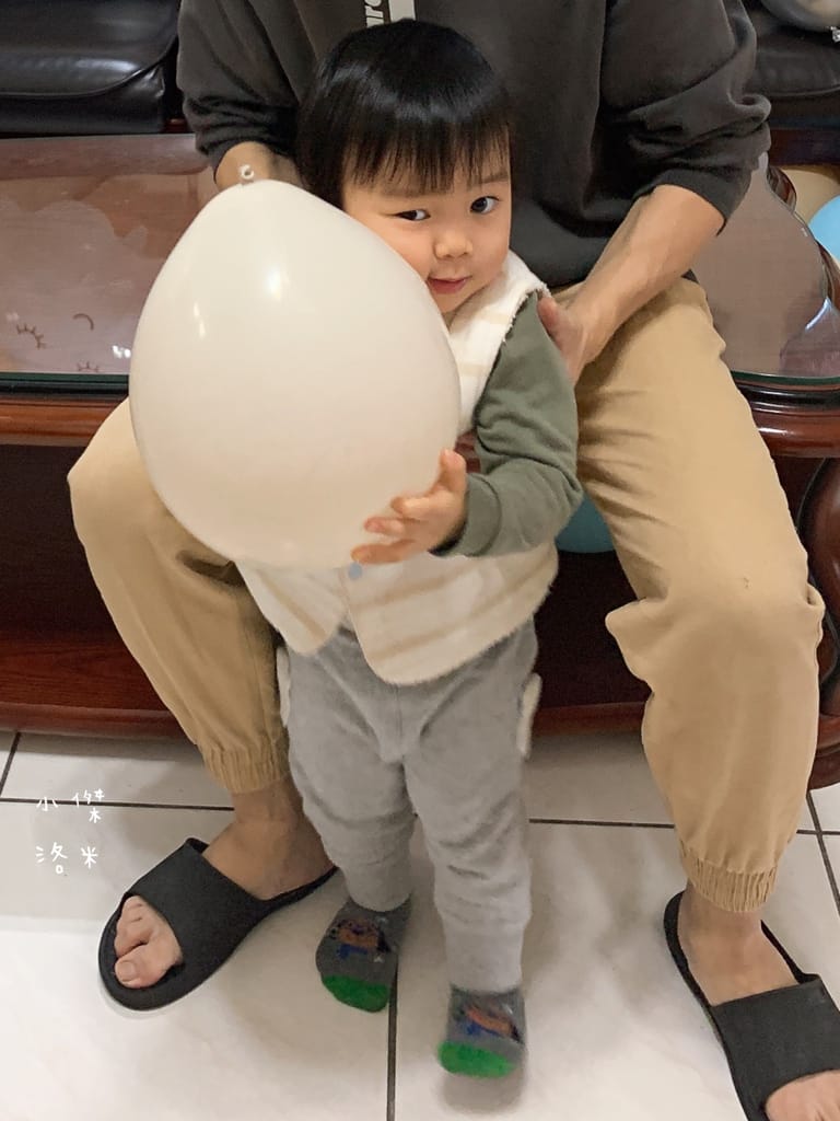 《生活》KNJ氣球商城 ｜生日氣球佈置 節日派對氣氛必備 可愛/浪漫/精品/高雅路線通通有 求婚結婚預備推薦