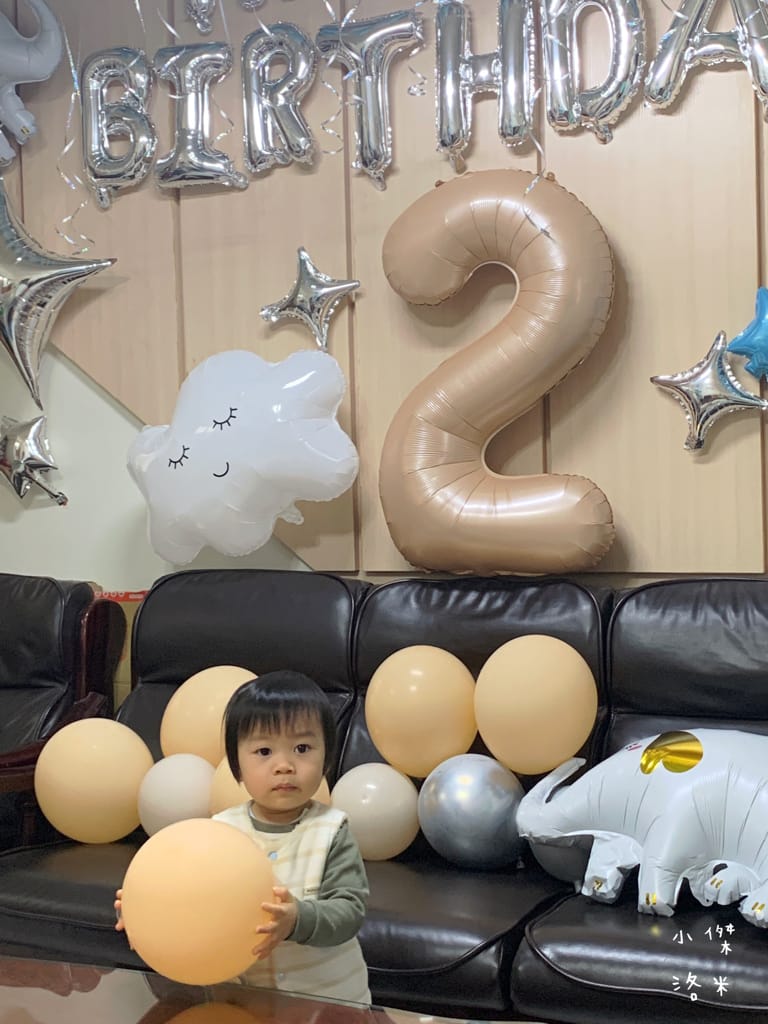 《生活》KNJ氣球商城 ｜生日氣球佈置 節日派對氣氛必備 可愛/浪漫/精品/高雅路線通通有 求婚結婚預備推薦