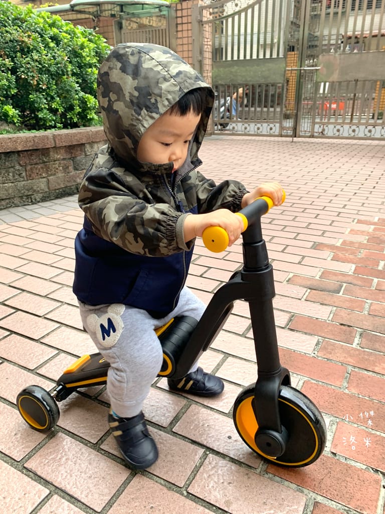 《親子》義大利Lecoco  LEO-X3 PLUS多功能兒童車｜三種模式切換 一台抵三台 滑步車/滑板車/三輪車 高CP值放電神器